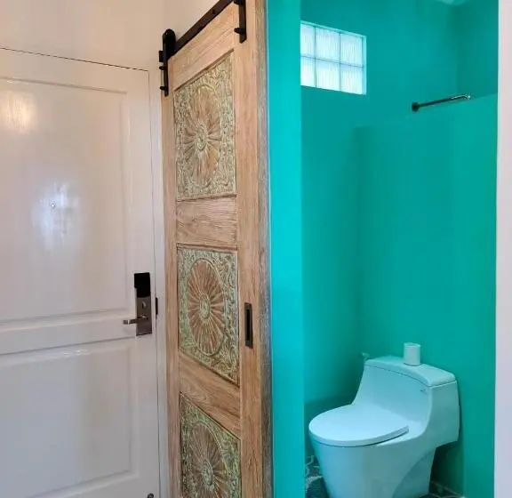 سوییت جونیور, Su S Cottages Legian