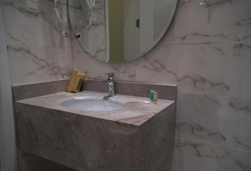 Quarto Estandar Individual, فندق راديانس جراند