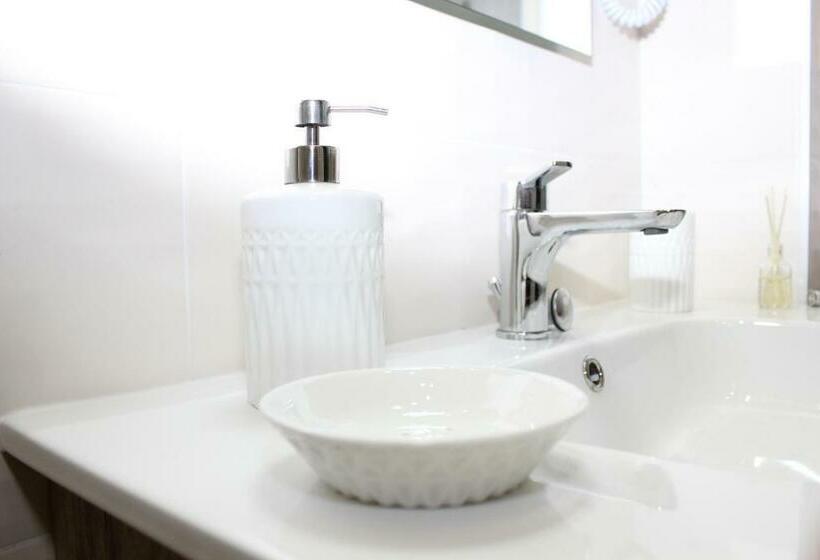 غرفة قياسية مزوَّدة بشُرفة, B&b 80056 Ercolano