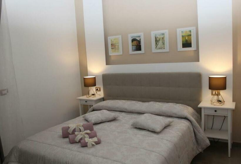 غرفة قياسية مزوَّدة بشُرفة, B&b 80056 Ercolano