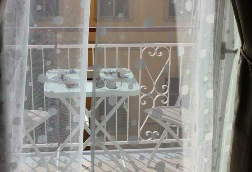 Номер Стандарт с Балконом, B&b 80056 Ercolano