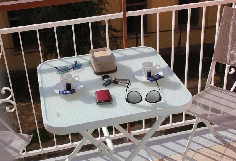 Номер Стандарт с Балконом, B&b 80056 Ercolano