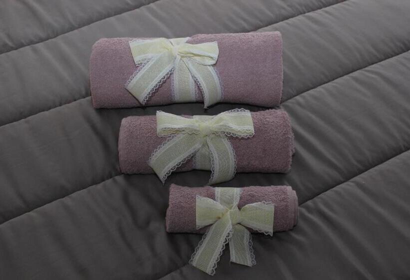 غرفة ديلوكس مزودة بشرفة, B&b 80056 Ercolano