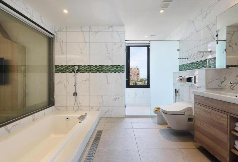 اتاق لوکس چهار تخته, Checkinn Magi Kids