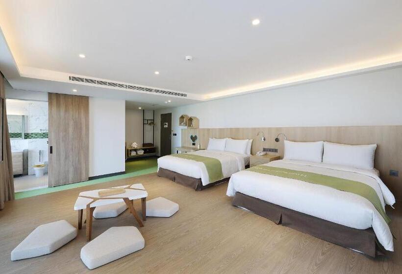 سوییت لوکس, Checkinn Magi Kids