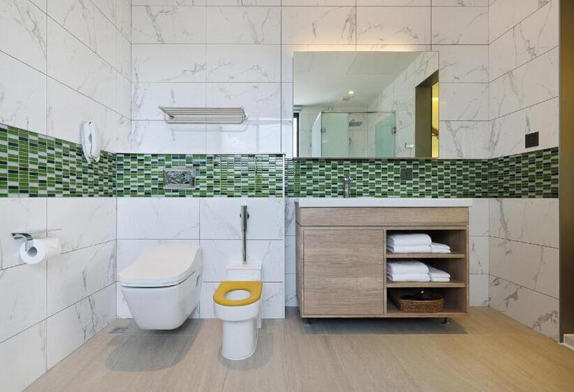 اتاق پریمیوم چهارنفره, Checkinn Magi Kids