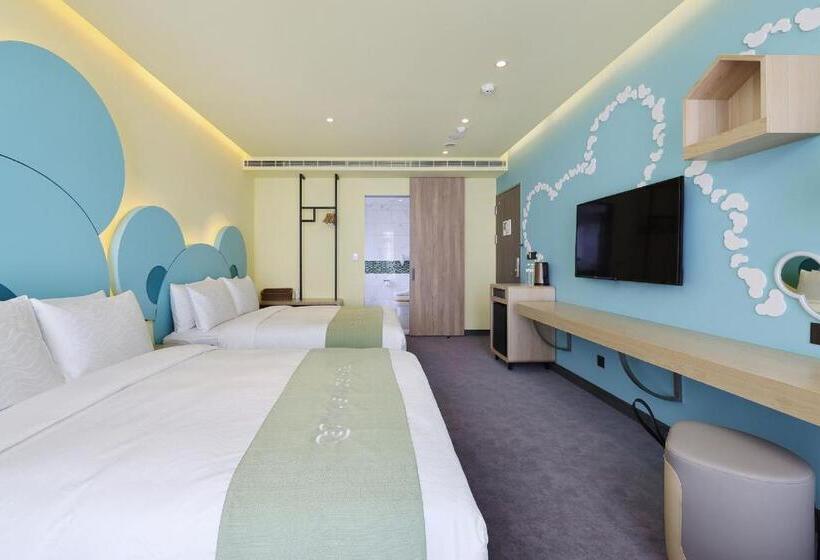 اتاق پریمیوم چهارنفره, Checkinn Magi Kids