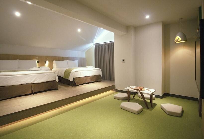 اتاق لوکس چهار تخته, Checkinn Magi Kids