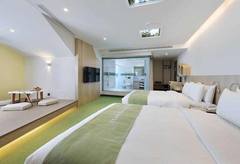 اتاق لوکس چهار تخته, Checkinn Magi Kids