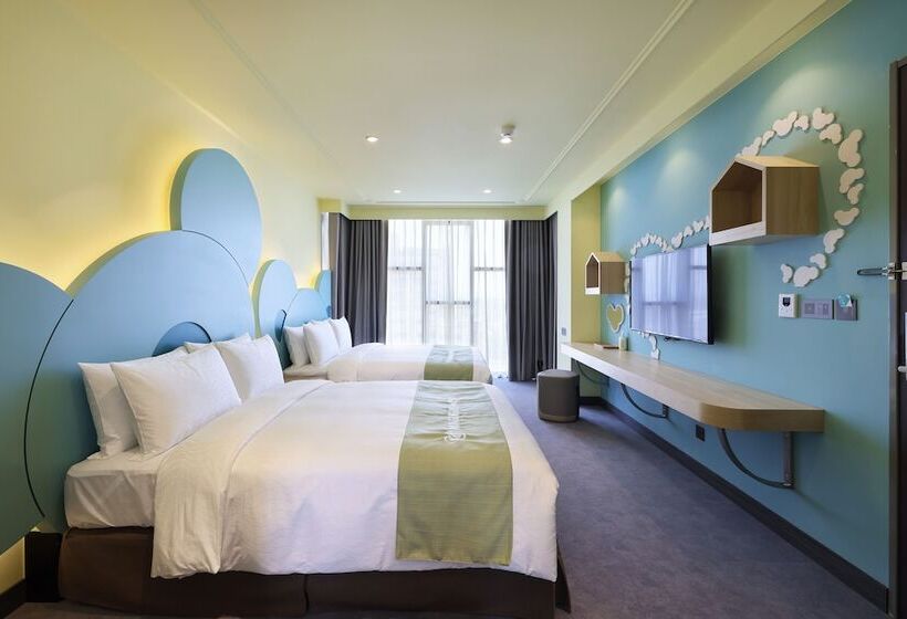 اتاق پریمیوم چهارنفره, Checkinn Magi Kids