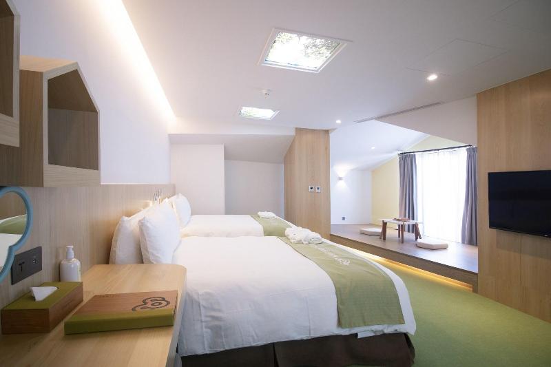 اتاق لوکس چهار تخته, Checkinn Magi Kids