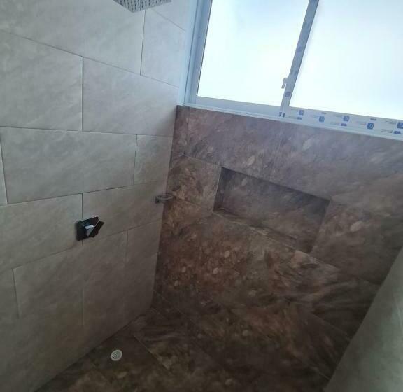 带阳台的豪华间, Quinta Shaddai Melgar