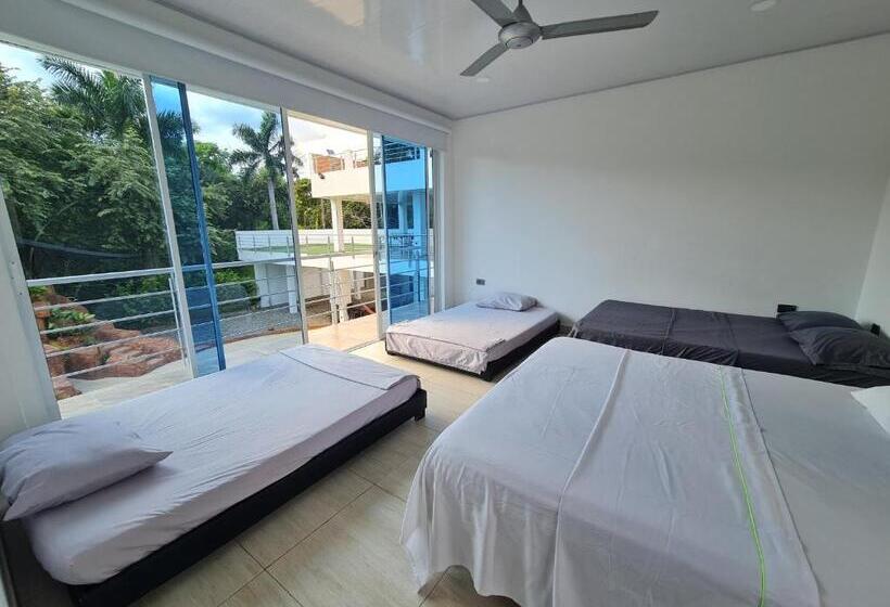 带阳台的豪华间, Quinta Shaddai Melgar