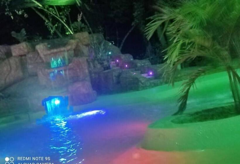 高品质的四人房间, Quinta Shaddai Melgar