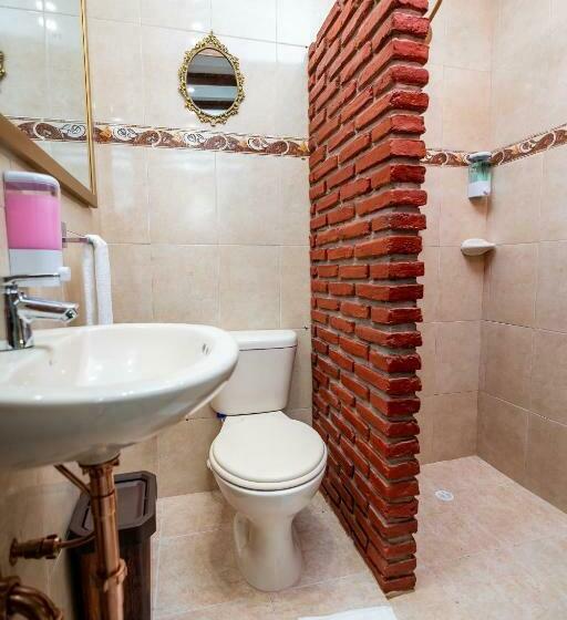 חדר סטנדרט לארבעה, Scalea Di Mare