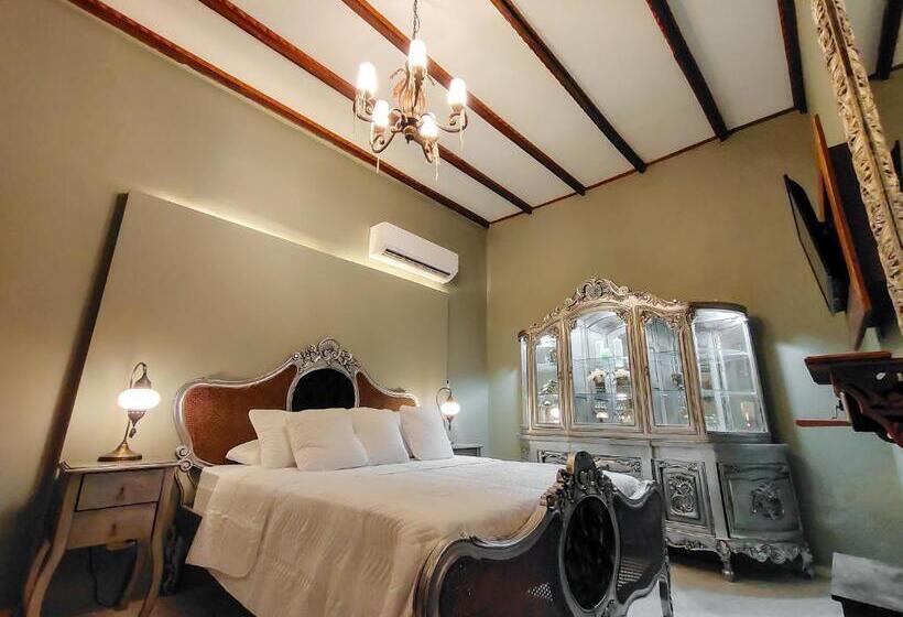 סוויטה, Scalea Di Mare