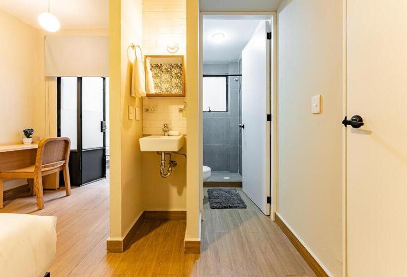 Quarto Estandar com Terraço, Casa Danubio Reforma By Vh
