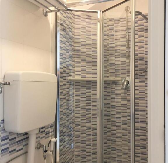 اتاق استاندارد, Zimmer Camere