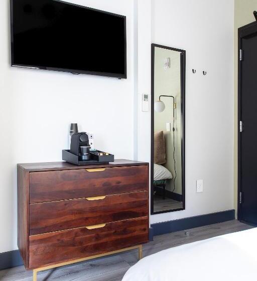 适合残疾人使用的标准间, Epik