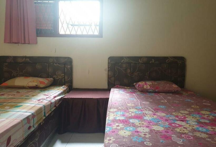 Номер Deluxe, Oyo Life 2604 Elicia Kost