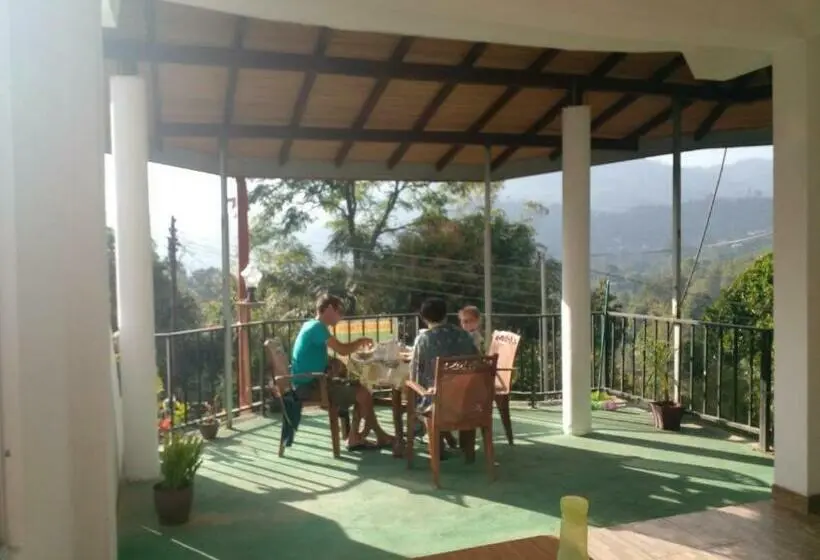 Perhehuone, Mountain Top Guest