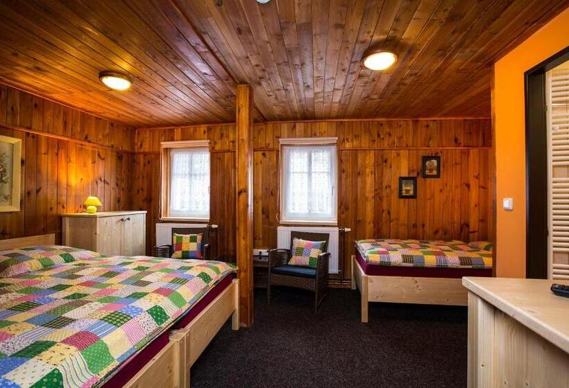 غرفة قياسية ثلاثية, Penzion A+a