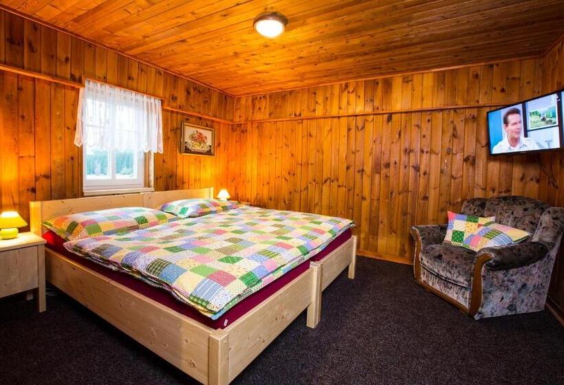 غرفة قياسية رباعية, Penzion A+a