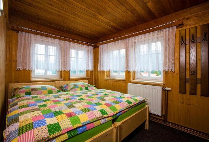 غرفة قياسية رباعية, Penzion A+a