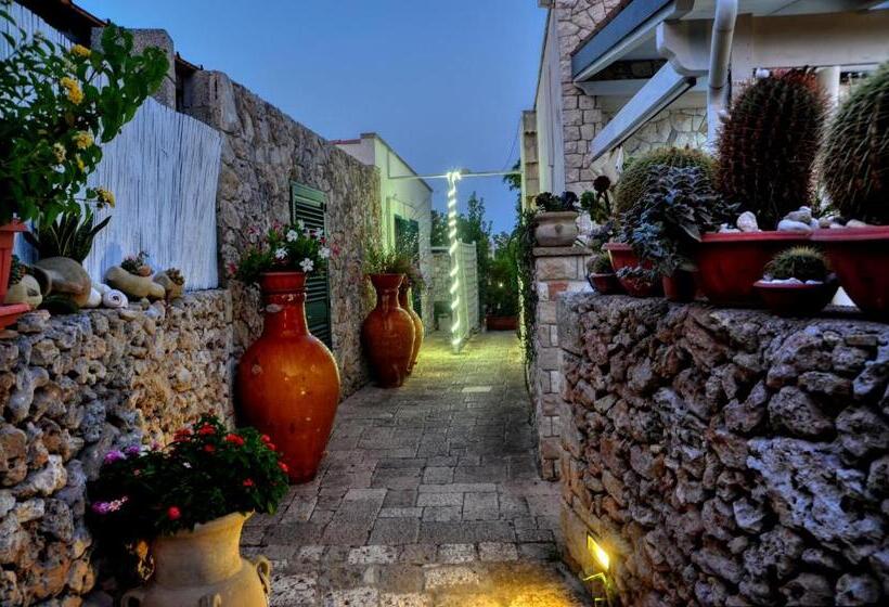 آپارتمان 1 خوابه با چشم‌انداز دریا, Residence Villa Grotta Monaca