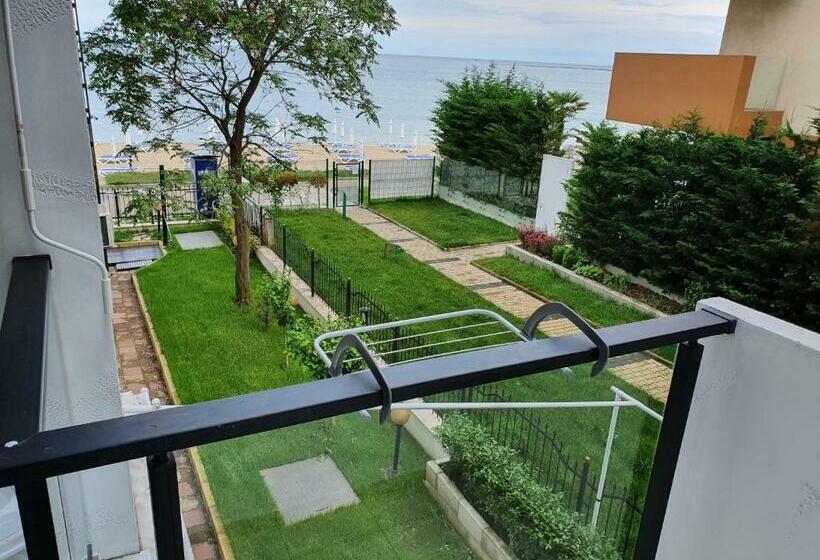 استودیوی استاندارد با چشمانداز دریا, Amara Boutique & Design студио