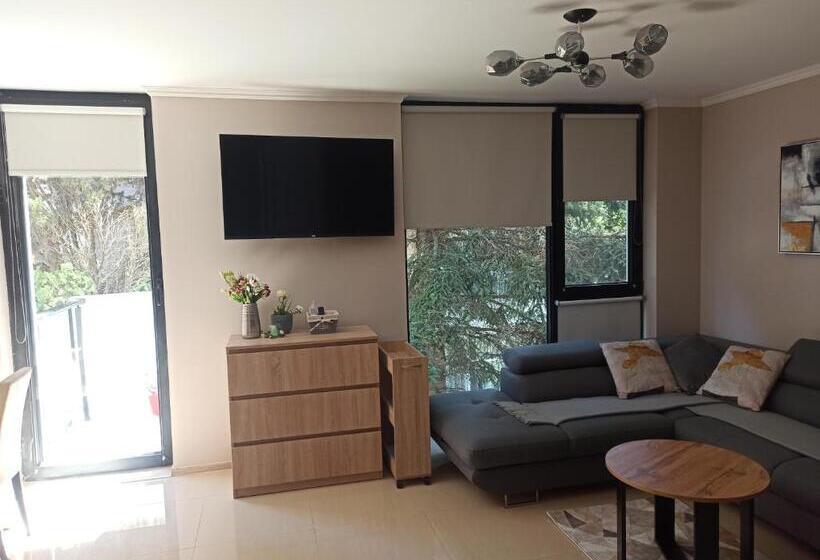 آپارتمان لوکس 1 خوابه, Amara Boutique & Design студио