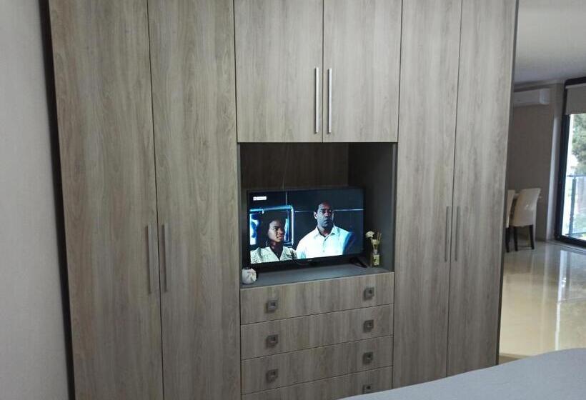 آپارتمان لوکس 1 خوابه, Amara Boutique & Design студио