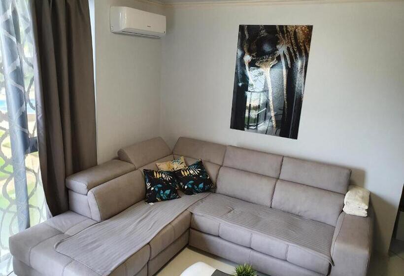 استودیوی استاندارد با چشمانداز دریا, Amara Boutique & Design студио