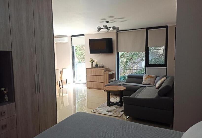 آپارتمان لوکس 1 خوابه, Amara Boutique & Design студио