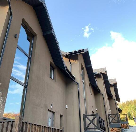 1-Schlafzimmer-Haus, котеджі грань