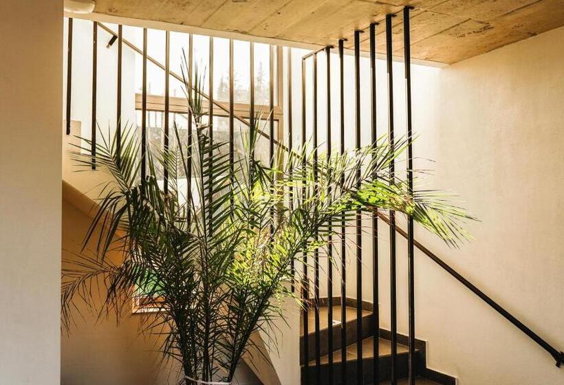 1-Schlafzimmer-Haus, котеджі грань