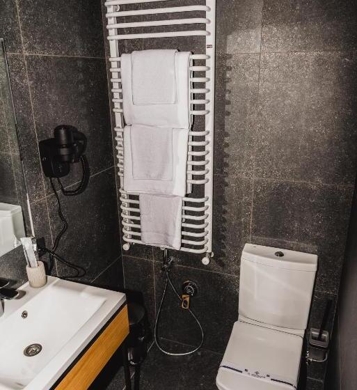 2-Schlafzimmer-Haus, котеджі грань