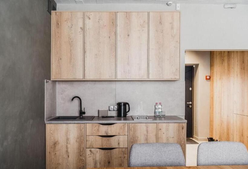 1 Schlafzimmer Apartment mit Blick, котеджі грань