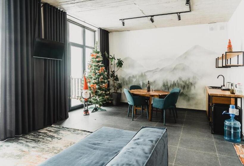 1 Schlafzimmer Apartment mit Blick, котеджі грань