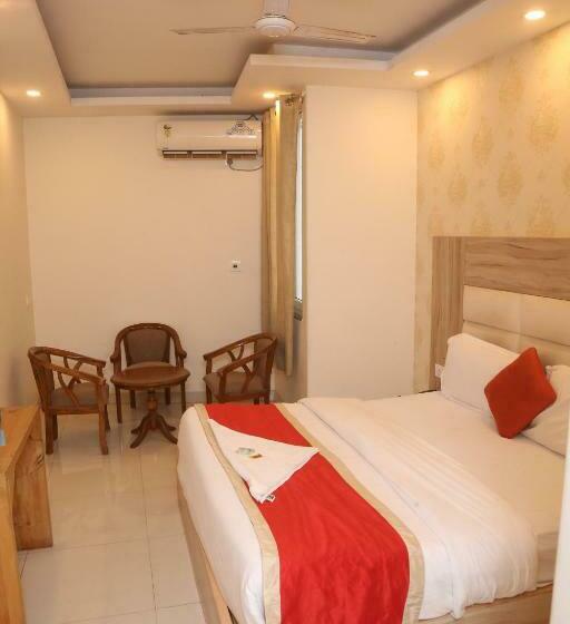 Номер Стандарт, Fabhotel Aman Inn Near Igi Airport New Delhi