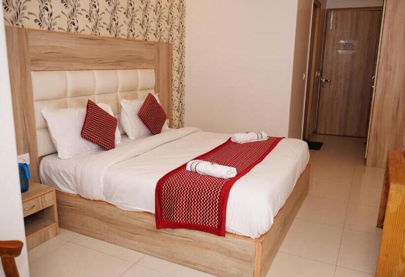 Номер Superior, Fabhotel Aman Inn Near Igi Airport New Delhi