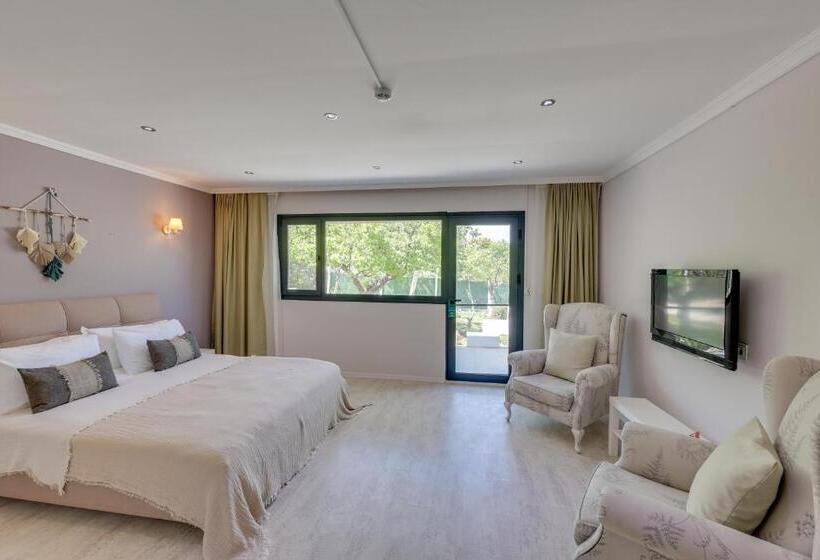 חדר סטנדרט נוף לגינה, Suess Alaçatı