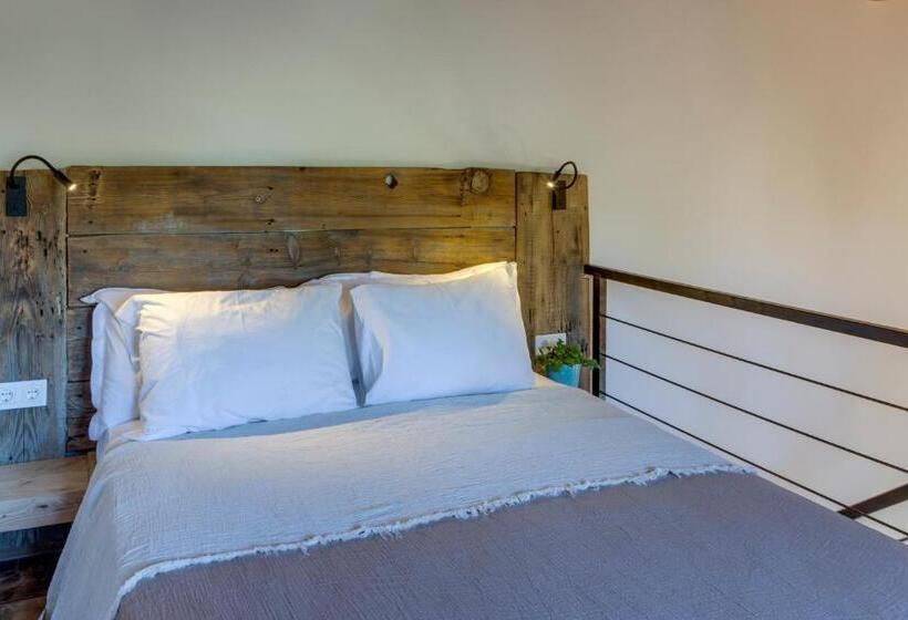 בונגלו סטנדרט עם נוף לגינה, Suess Alaçatı