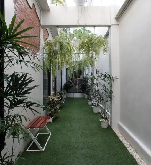 اتاق استاندارد چهارنفره با چشم‌انداز باغ, The Belong Boutique