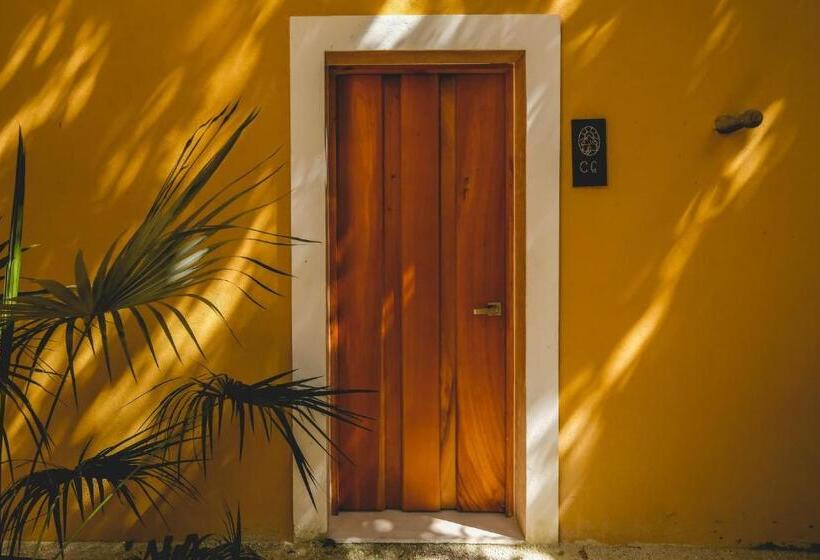 Superior suite with terrace, Wakax Hacienda  Cenote & Boutique