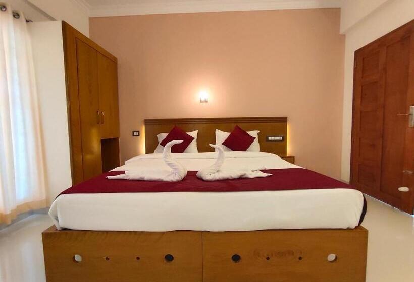 חדר דלוקס עם מרפסת, White House Residency