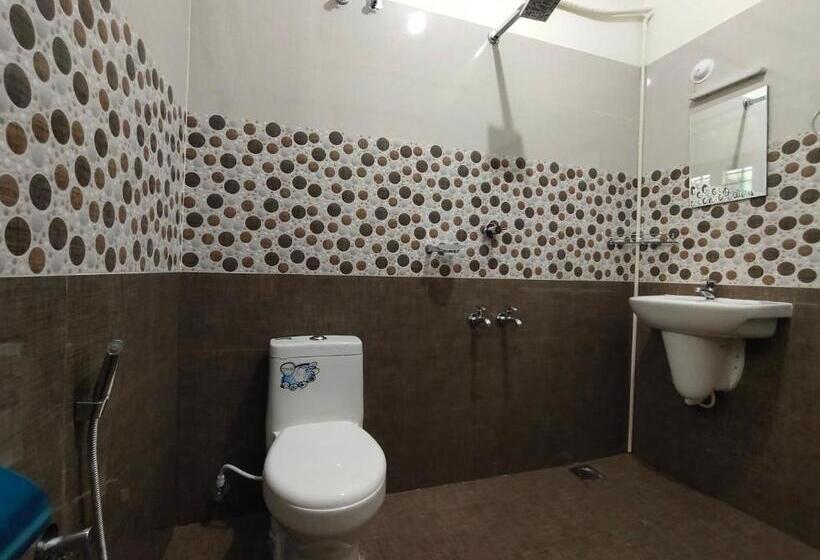 חדר דלוקס עם מרפסת, White House Residency