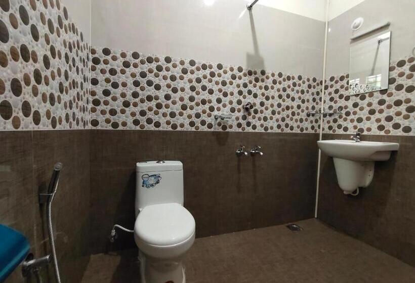 חדר דלוקס עם מרפסת, White House Residency