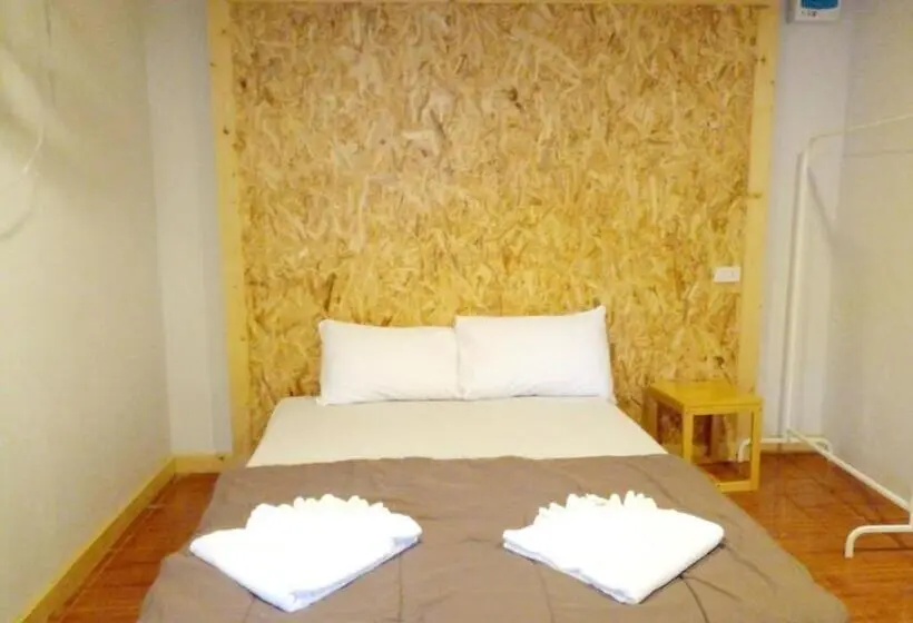 اتاق لوکس خانوادگی, Lipe Garden Beach Resort