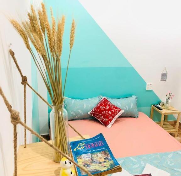 اتاق لوکس, Như Ngọc Motel